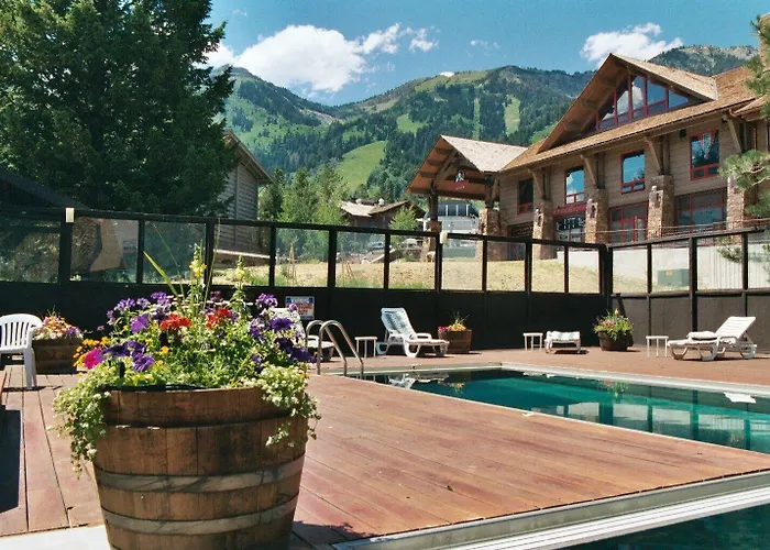 The Alpenhof Hotel 3*